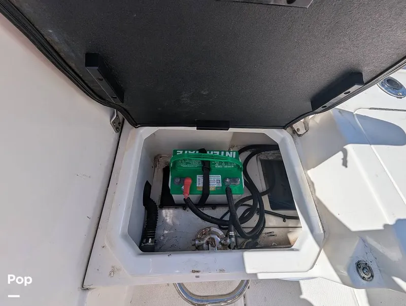 Slide: The Image of Bayliner Trophy 22 CC 2023 - 16402642
