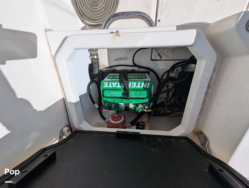 Slide: The Image of Bayliner Trophy 22 CC 2023 - 16402647