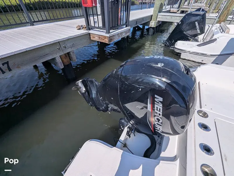 Slide: The Image of Bayliner Trophy 22 CC 2023 - 16402651