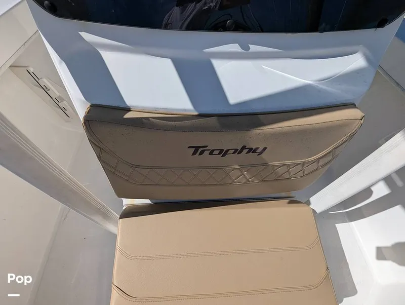 Slide: The Image of Bayliner Trophy 22 CC 2023 - 16402894