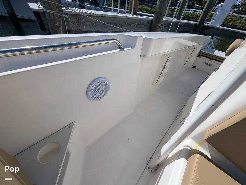 Slide: The Image of Bayliner Trophy 22 CC 2023 - 16402896
