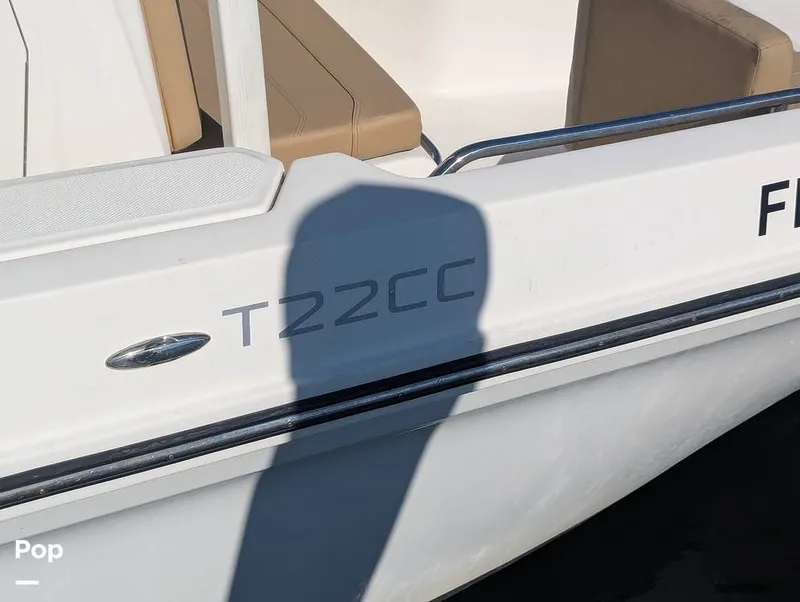 Slide: The Image of Bayliner Trophy 22 CC 2023 - 16402907