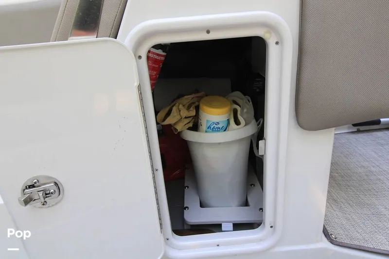 Slide: The Image of Compartment Storage - 16492111