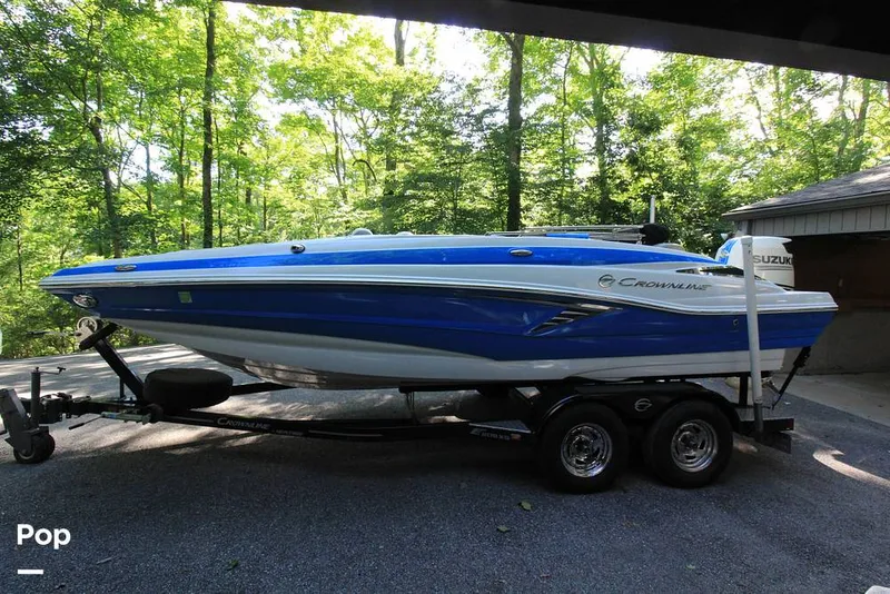 Slide: The Image of 2019 Crownline 205XS - 16492113