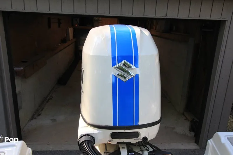 Slide: The Image of 2019 Suzuki 4-stroke 150 - 16492119