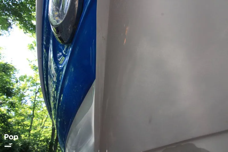 Slide: The Image of Crownline Boats E205XS 2019 - 16492128