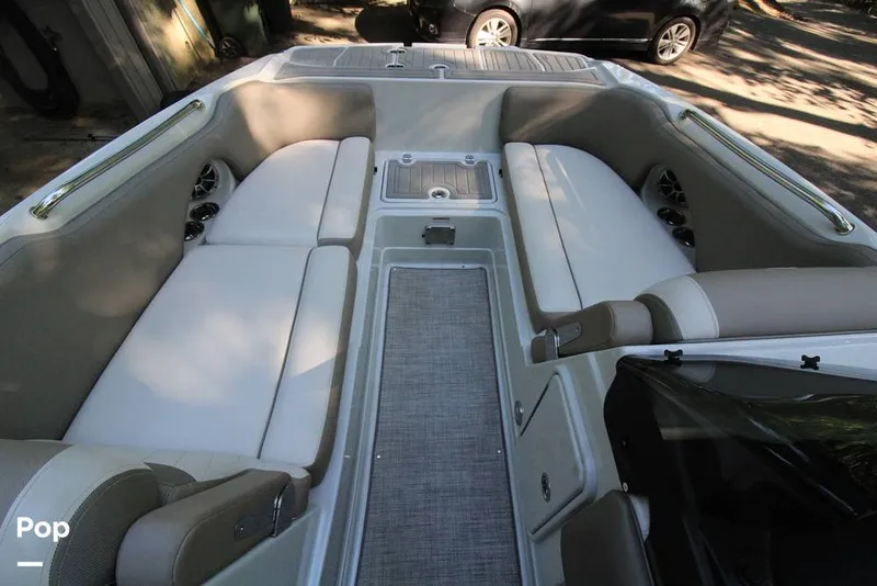 Slide: The Image of Bow Seating - 16492072