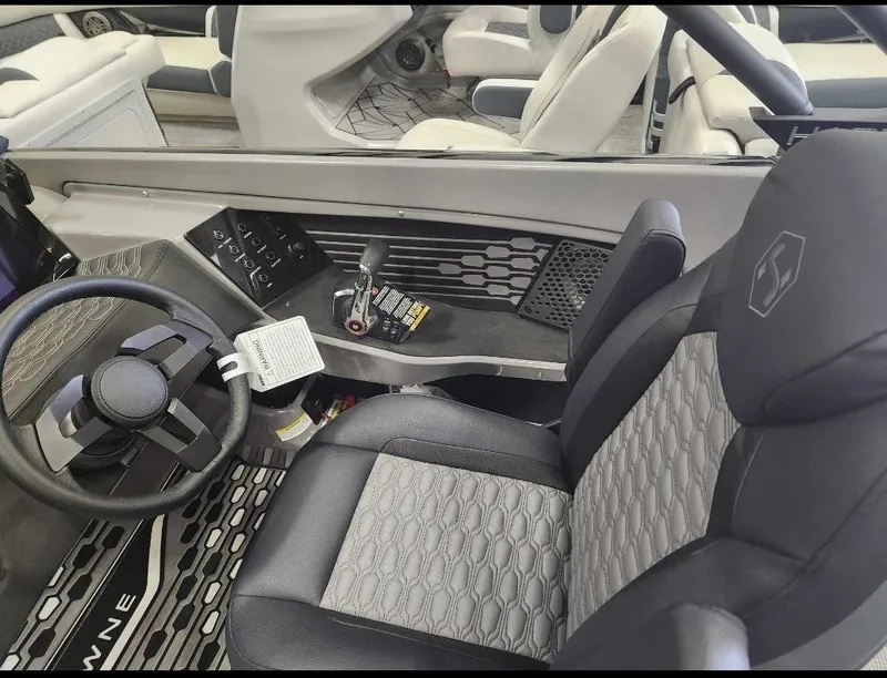 Slide: The Image of Harris Crowne 250 2024 - 5