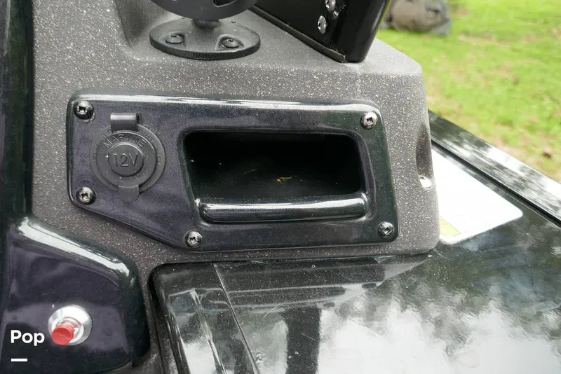 Slide: The Image of Tracker Targa V19 2022 - 16407212