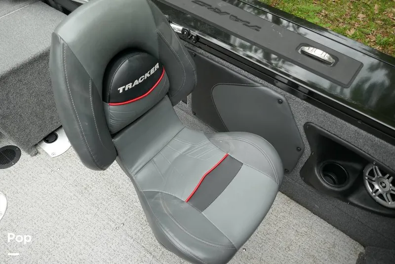 Slide: The Image of Tracker Targa V19 2022 - 16407216