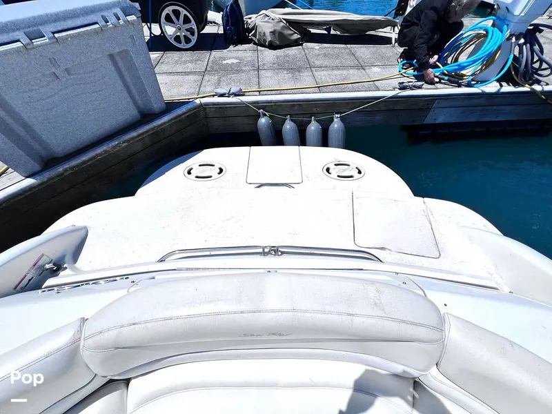 Slide: The Image of Sea Ray 280 Sun Sport 2000 - 16425473