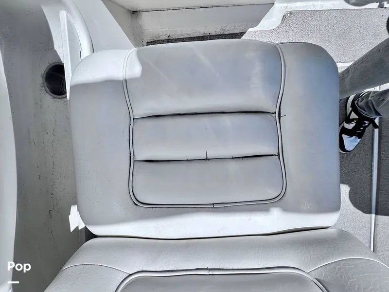Slide: The Image of Sea Ray 280 Sun Sport 2000 - 16425478