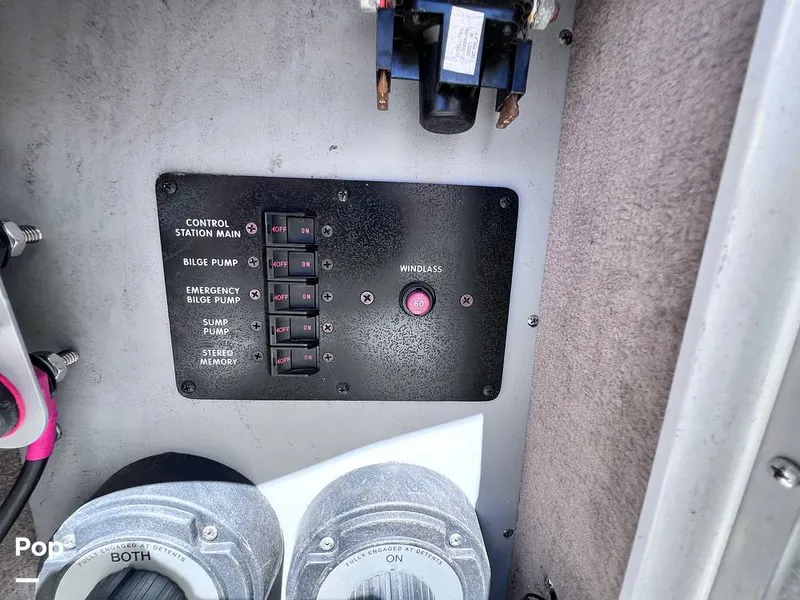 Slide: The Image of Sea Ray 280 Sun Sport 2000 - 16539263