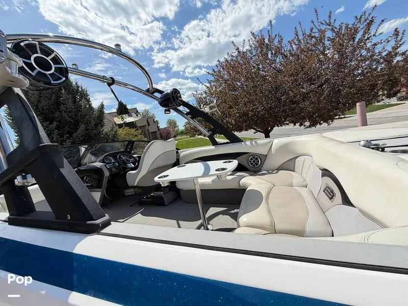 Slide: The Image of Malibu Wakesetter 23 LSV 2010 - 16413797