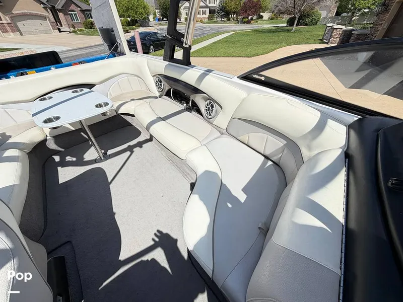 Slide: The Image of Malibu Wakesetter 23 LSV 2010 - 16413775