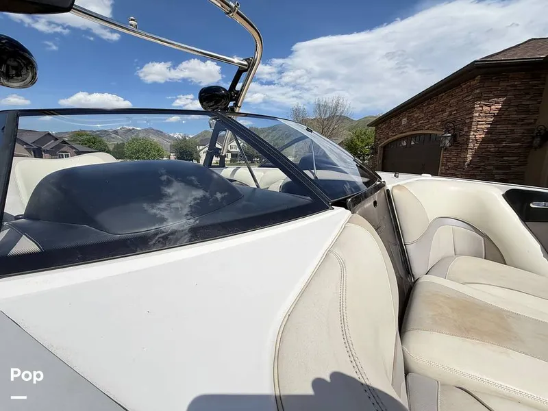 Slide: The Image of Malibu Wakesetter 23 LSV 2010 - 16413805