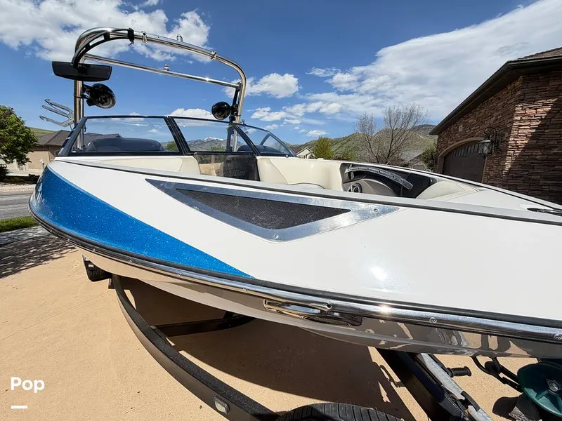 Slide: The Image of Malibu Wakesetter 23 LSV 2010 - 16476546