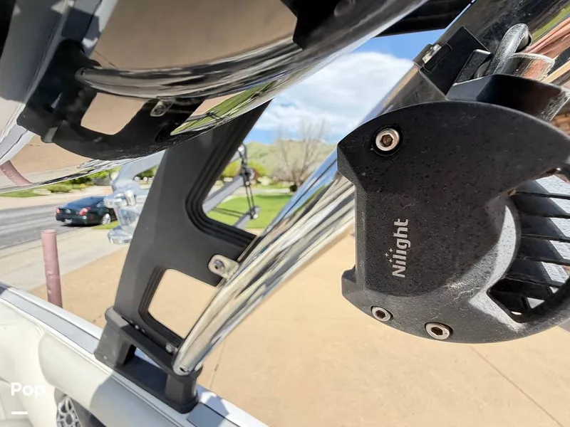 Slide: The Image of Malibu Wakesetter 23 LSV 2010 - 16476560