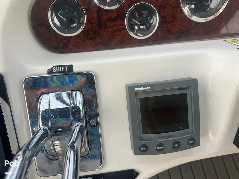 Slide: The Image of Sea Ray 400 Sedan Bridge 1999 - 16604513