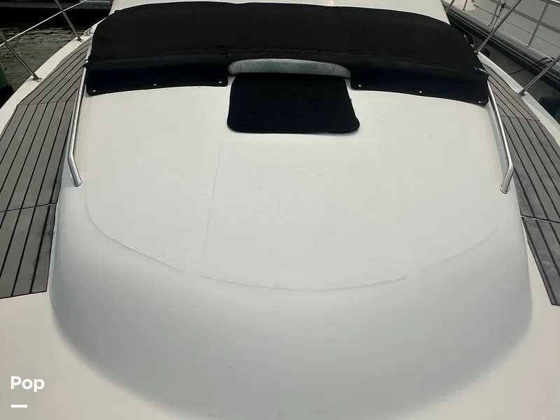 Slide: The Image of Sea Ray 400 Sedan Bridge 1999 - 16604451