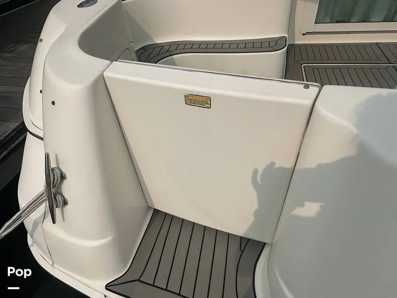 Slide: The Image of Sea Ray 400 Sedan Bridge 1999 - 16604436