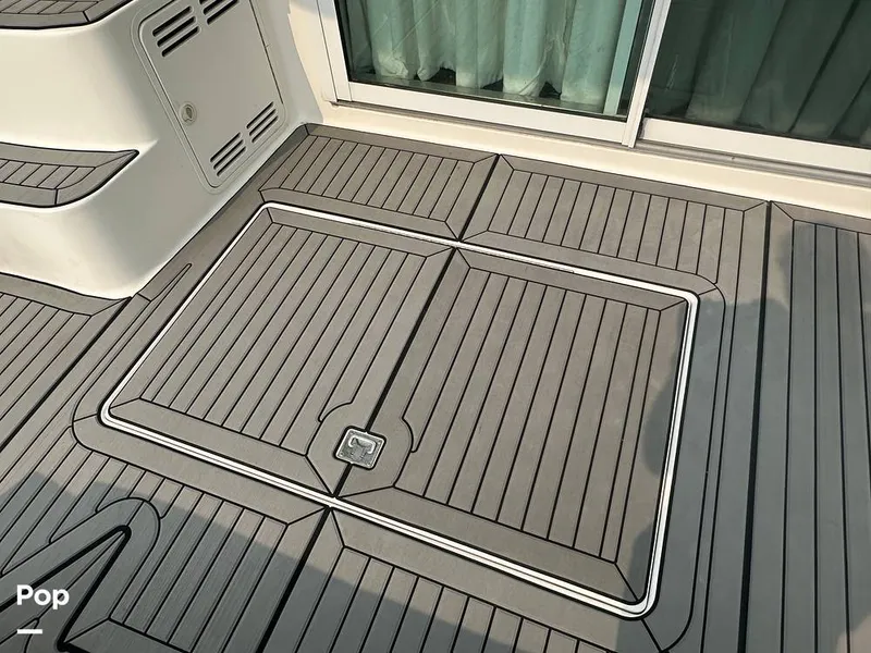 Slide: The Image of Sea Ray 400 Sedan Bridge 1999 - 16604470
