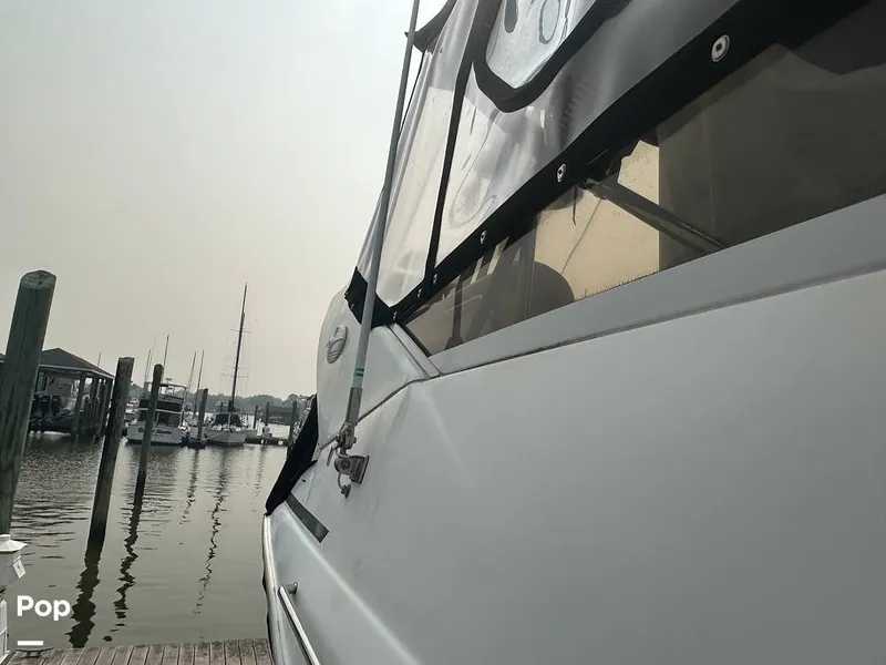 Slide: The Image of Sea Ray 400 Sedan Bridge 1999 - 16604465