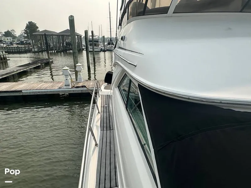 Slide: The Image of Sea Ray 400 Sedan Bridge 1999 - 16604460