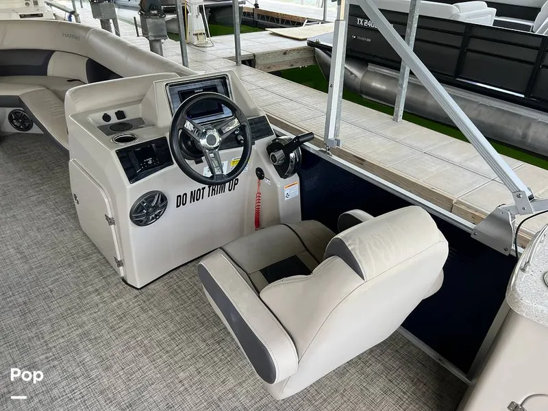 Slide: The Image of Harris Cruiser 230 2022 - 16426393