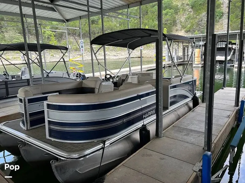 Slide: The Image of Harris Cruiser 230 2022 - 16430015