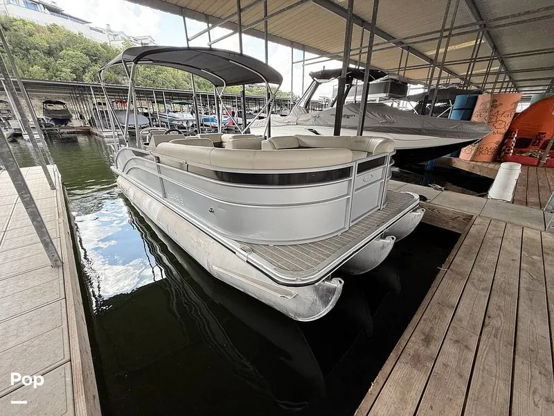 Slide: The Image of Harris Cruiser 230 2023 - 16814709