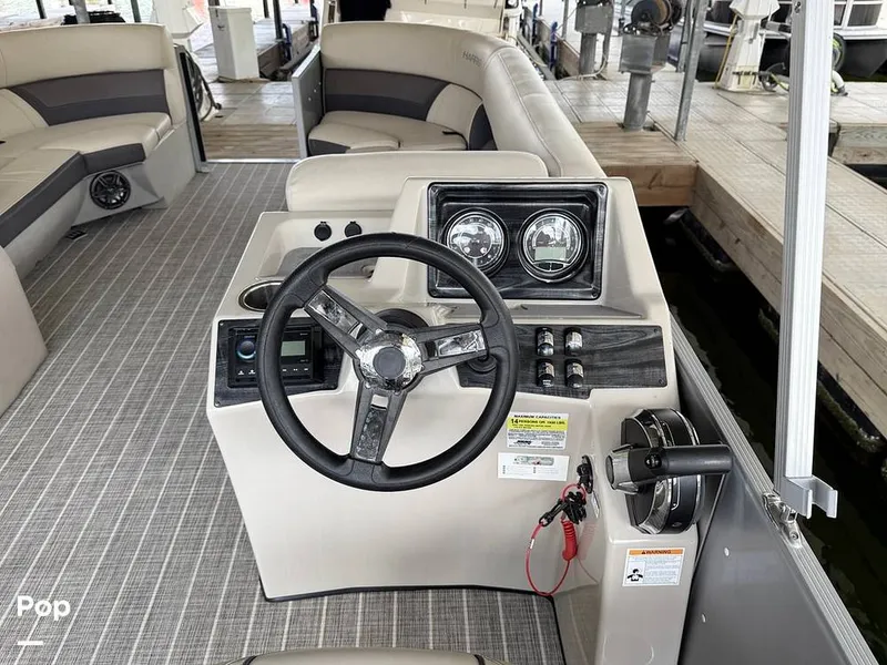 Slide: The Image of Harris Cruiser 230 2023 - 16799706