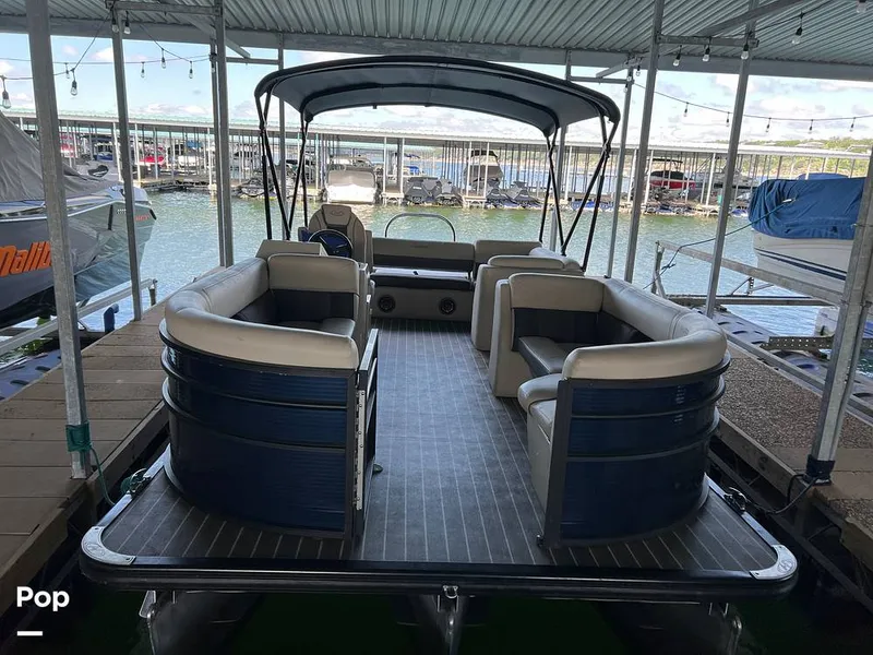 Slide: The Image of Harris Cruiser 230 2022 - 16407136