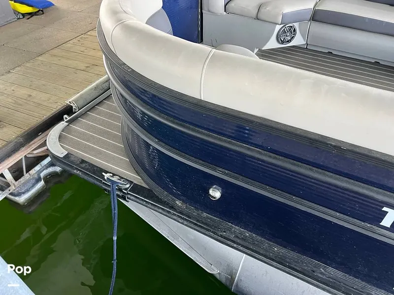 Slide: The Image of Harris Cruiser 230 2022 - 16407180