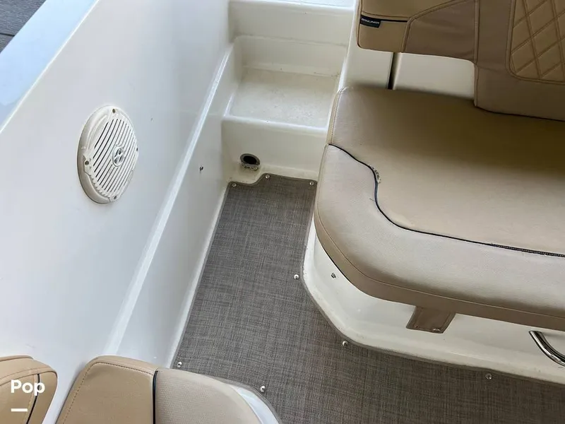 Slide: The Image of Bayliner VR6 OB 2022 - 16642733