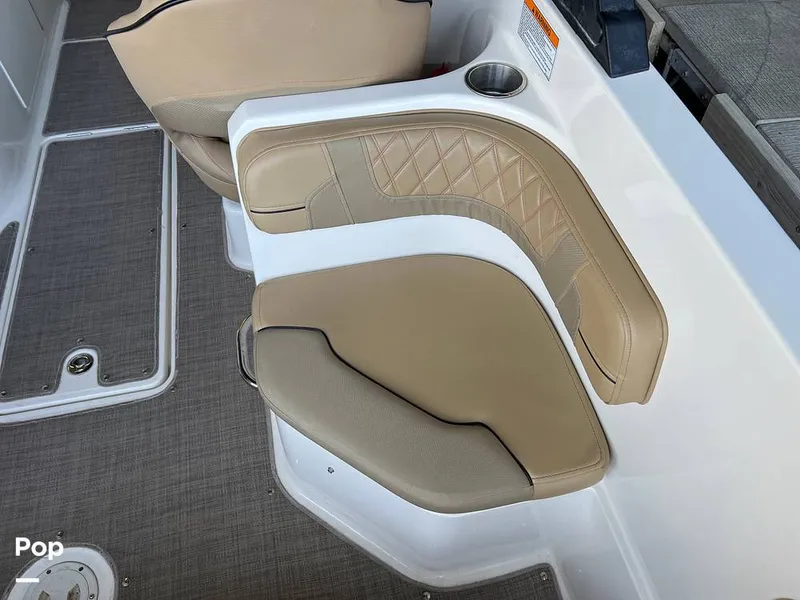 Slide: The Image of Bayliner VR6 OB 2022 - 16642729