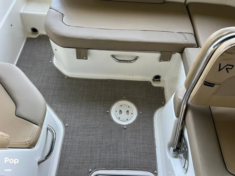 Slide: The Image of Bayliner VR6 OB 2022 - 16642723