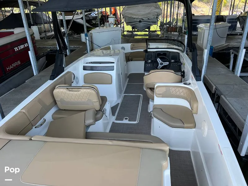 Slide: The Image of Bayliner VR6 OB 2022 - 16642701