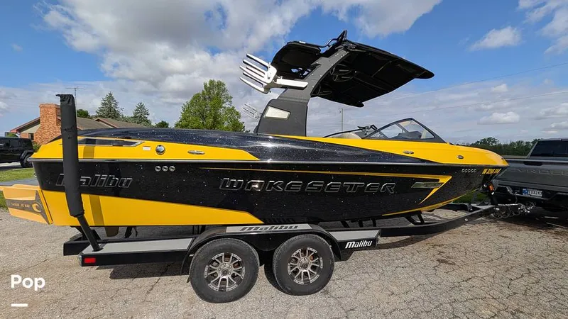 Slide: The Image of Malibu Wakesetter 23 LSV 2015 - 16413947