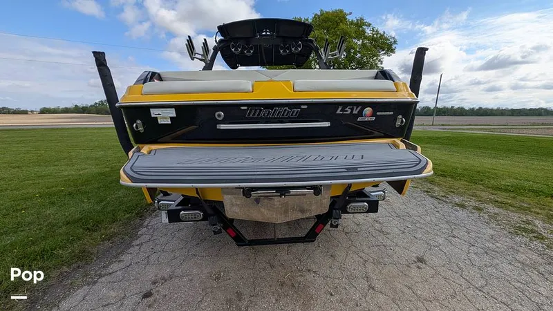 Slide: The Image of Malibu Wakesetter 23 LSV 2015 - 16413950
