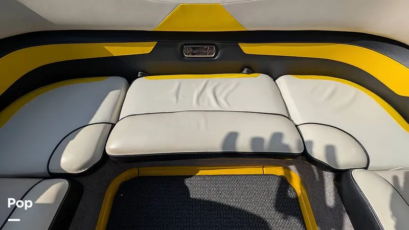 Slide: The Image of Malibu Wakesetter 23 LSV 2015 - 16413939