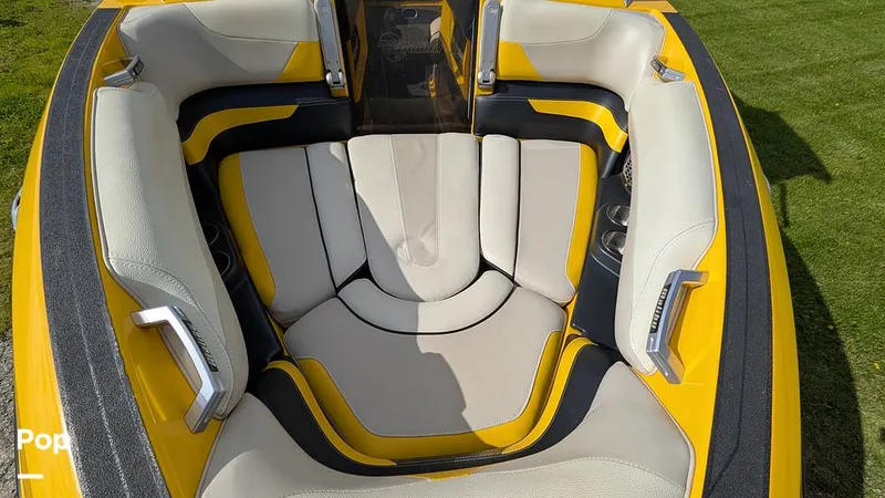 Slide: The Image of Malibu Wakesetter 23 LSV 2015 - 16413955