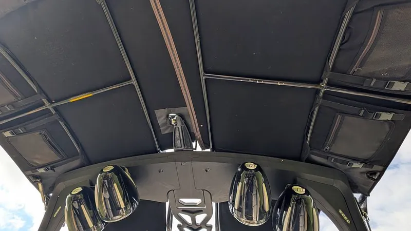 Slide: The Image of Malibu Wakesetter 23 LSV 2015 - 16413968