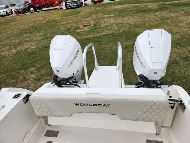 Slide: The Image of World Cat 260CC 2023 - 20