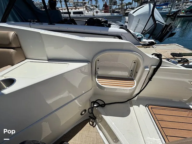 Slide: The Image of Sea Ray 270 SDX 2017 - 16611253