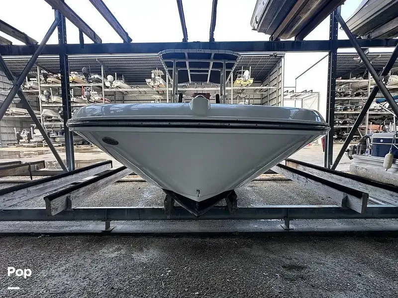 Slide: The Image of Bayliner Trophy T22CC 2023 - 16439689