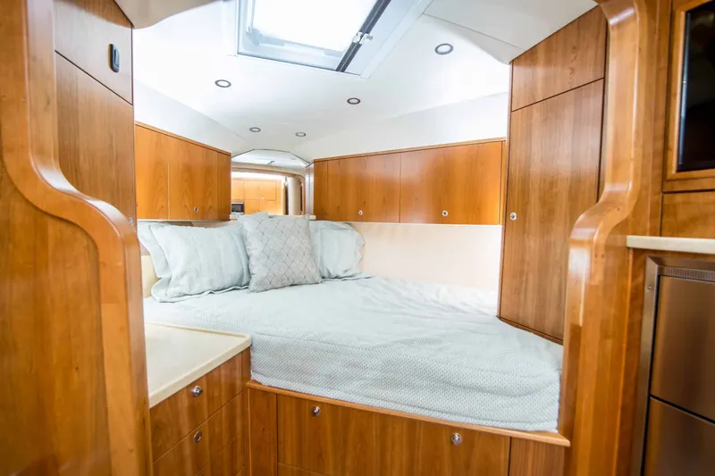 Slide: The Image of Albemarle 360 Express Fisherman 2022 - 18