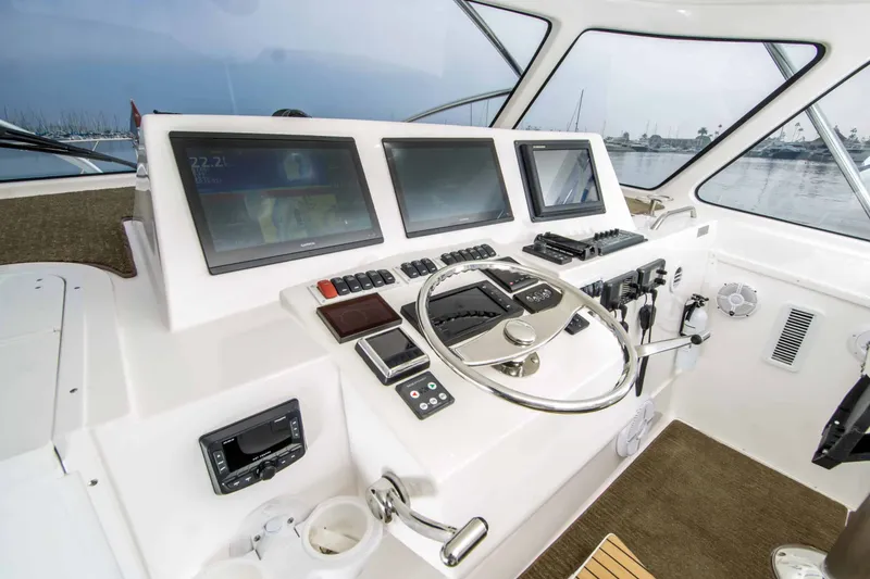 Slide: The Image of Albemarle 360 Express Fisherman 2022 - 13
