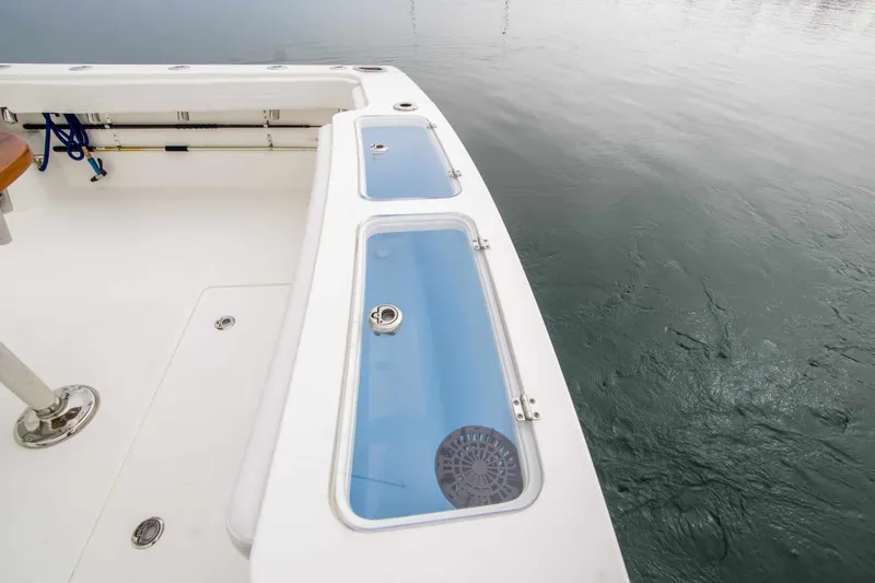 Slide: The Image of Albemarle 360 Express Fisherman 2022 - 10