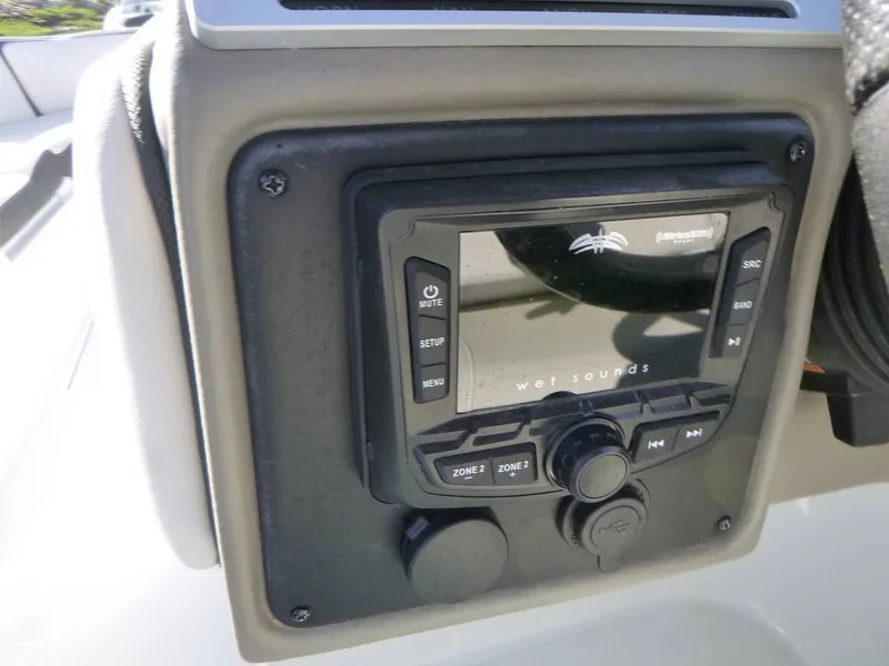 Slide: The Image of Crownline Boats 260 XSS 2023 - 16451196